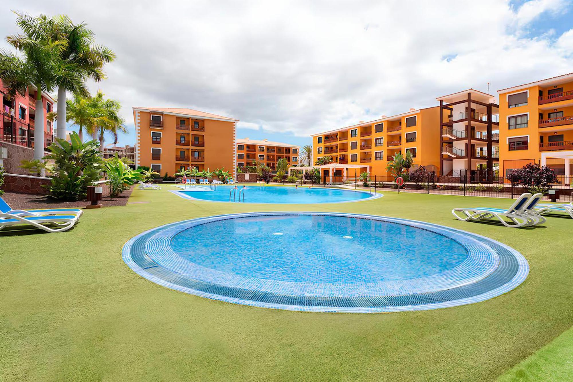 Sunset Palm Mar - Family Friendly Suites Exteriör bild